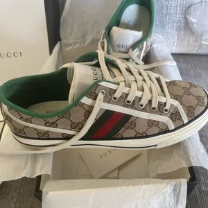 Authentic Gucci Original GG Lace/ Vin T.W Beige EB/ M Whi/ VRV sneakers sz 40
